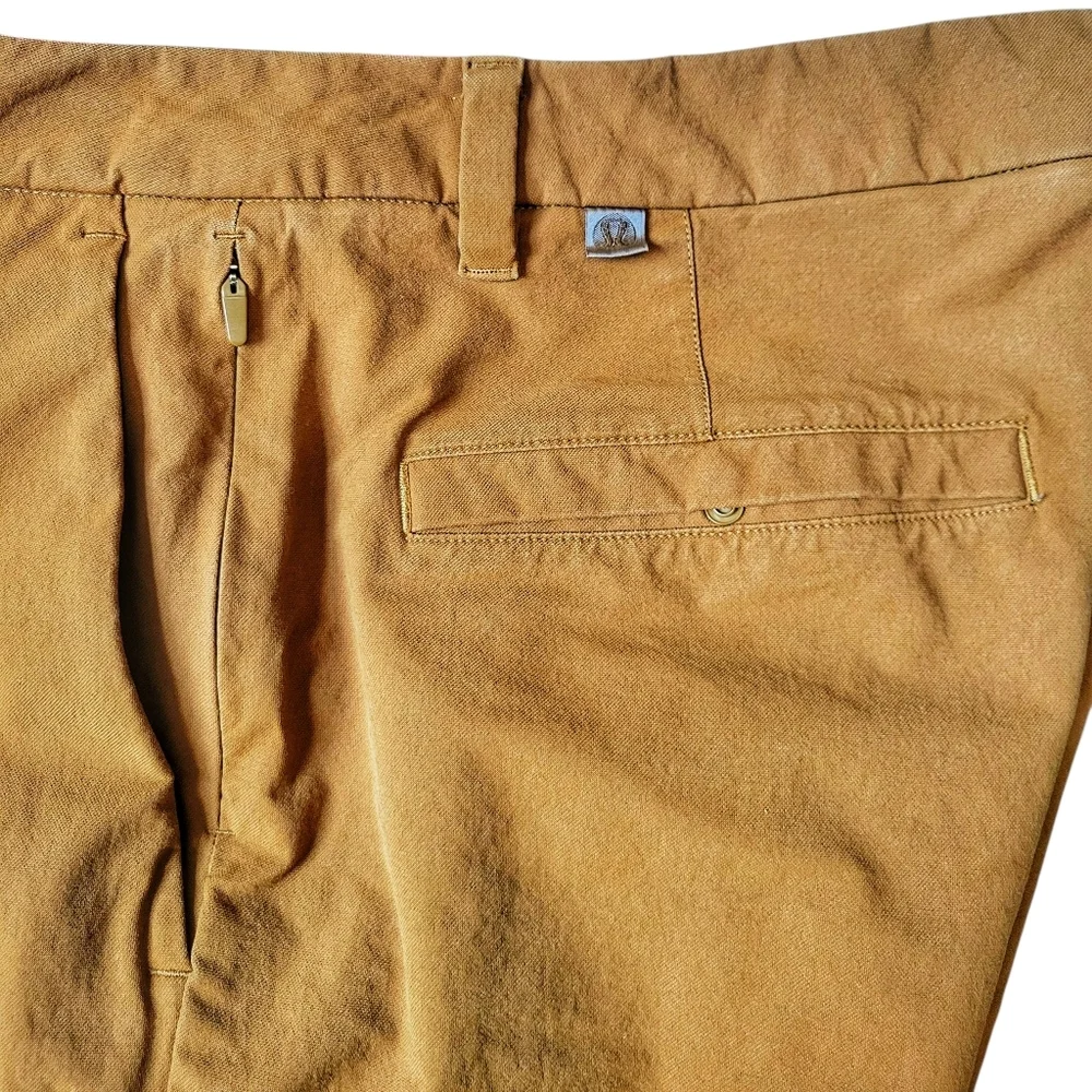 Lululemon // M's Commission Short Warpstreme 9